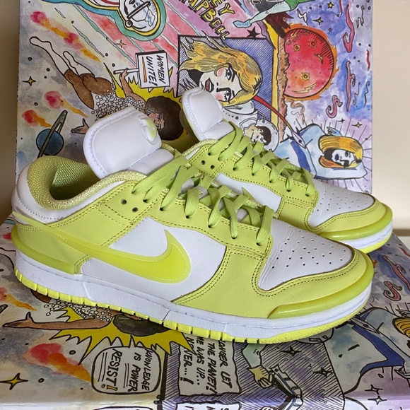 Nike bright yellow low top dunks size 9.5 - Picture 1 of 5